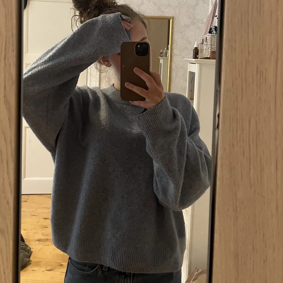 Blå stickad tröja - 90