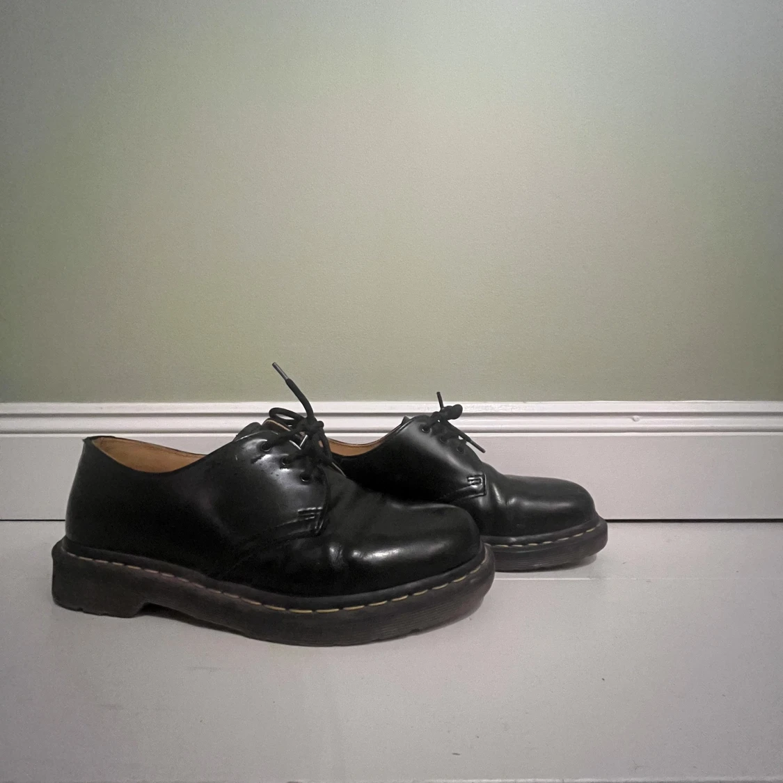 DR Martens derbyskor