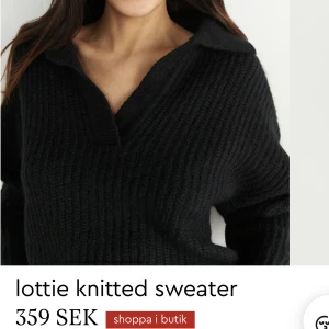 Stickad tröja - I princip oanvänd svart stickad tröja från Gina, fslutbpå hemsidan. Köpte för 359kr säljer för 150kr. Sticks inte alls🩷 köp via ”köp nu”🩷