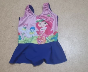 Baddräkt - Har ej användas Köpta för 180kr Kan diskutera om priset!!