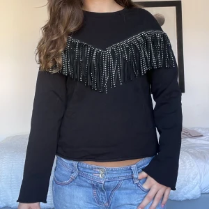 Tröja!  - Snygg tröja med fransar❤️