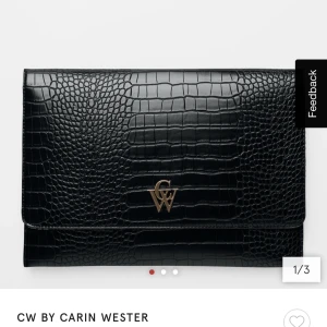 Datorväska  - En datorväska ifrån Carin Wester, vid intresse skickas fler bilder