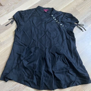 Vintage top - Good condition