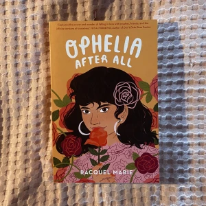 Booktok bok på engelska säljes - Jag säljer Ophelia after all av Racquel Marie! Läst en gång men i fint skick :) 60 kr + frakt!