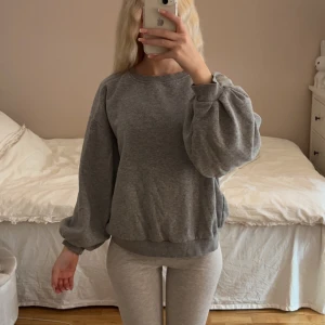 Vero moda tröja - Super fin Vero Moda tröja som inte längre kommer till användning!