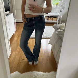 Jeans - Skit snygga Lågmidjade jeans!💓
