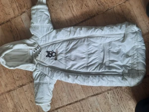 Overallpåse - En overallpåse, i storlek 50! I använt skick