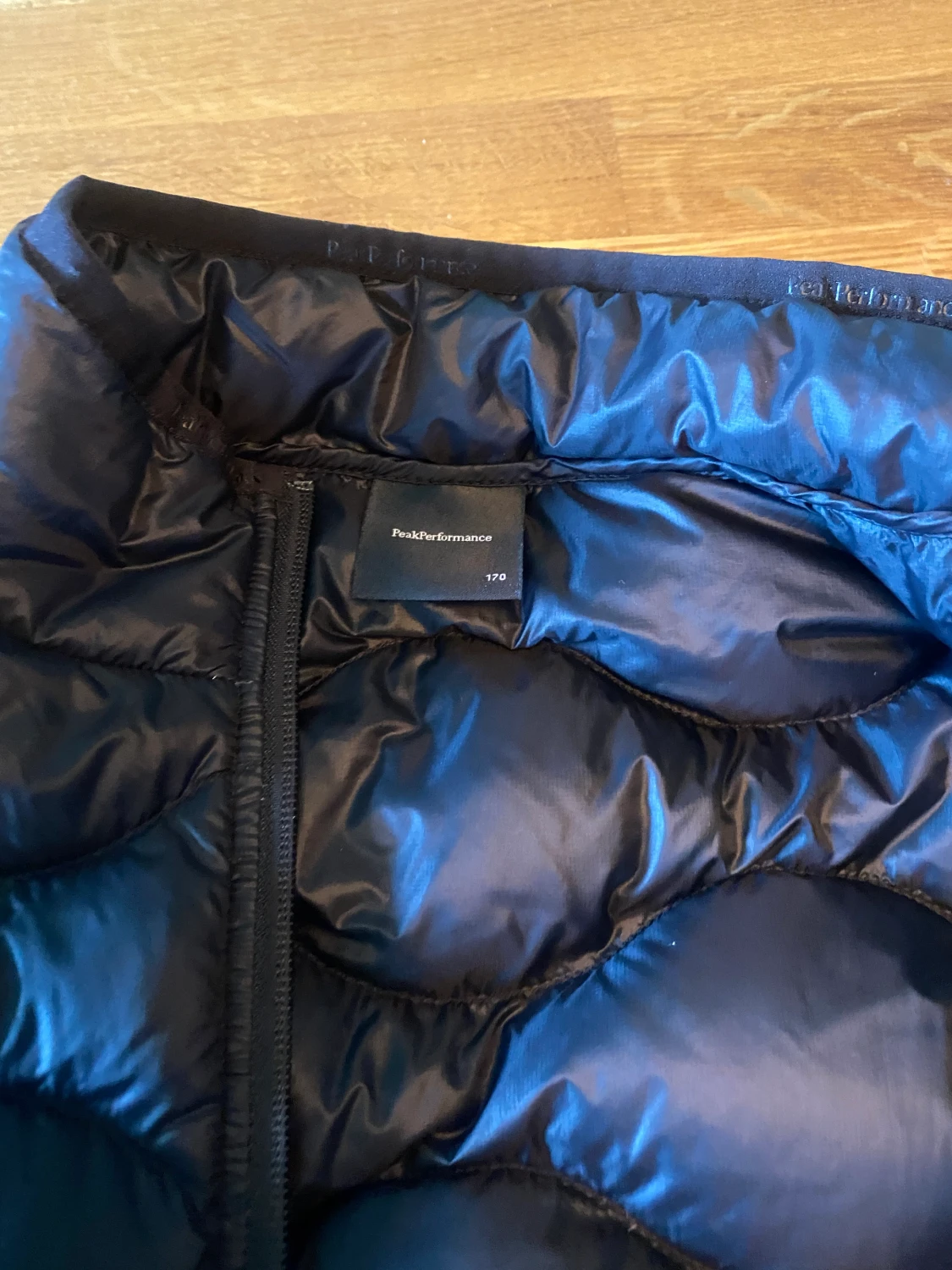 Peak performance väst strl 170 - 90