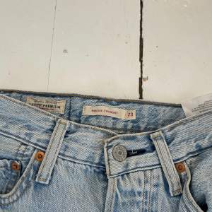 Levis jeans i storlek 23💕