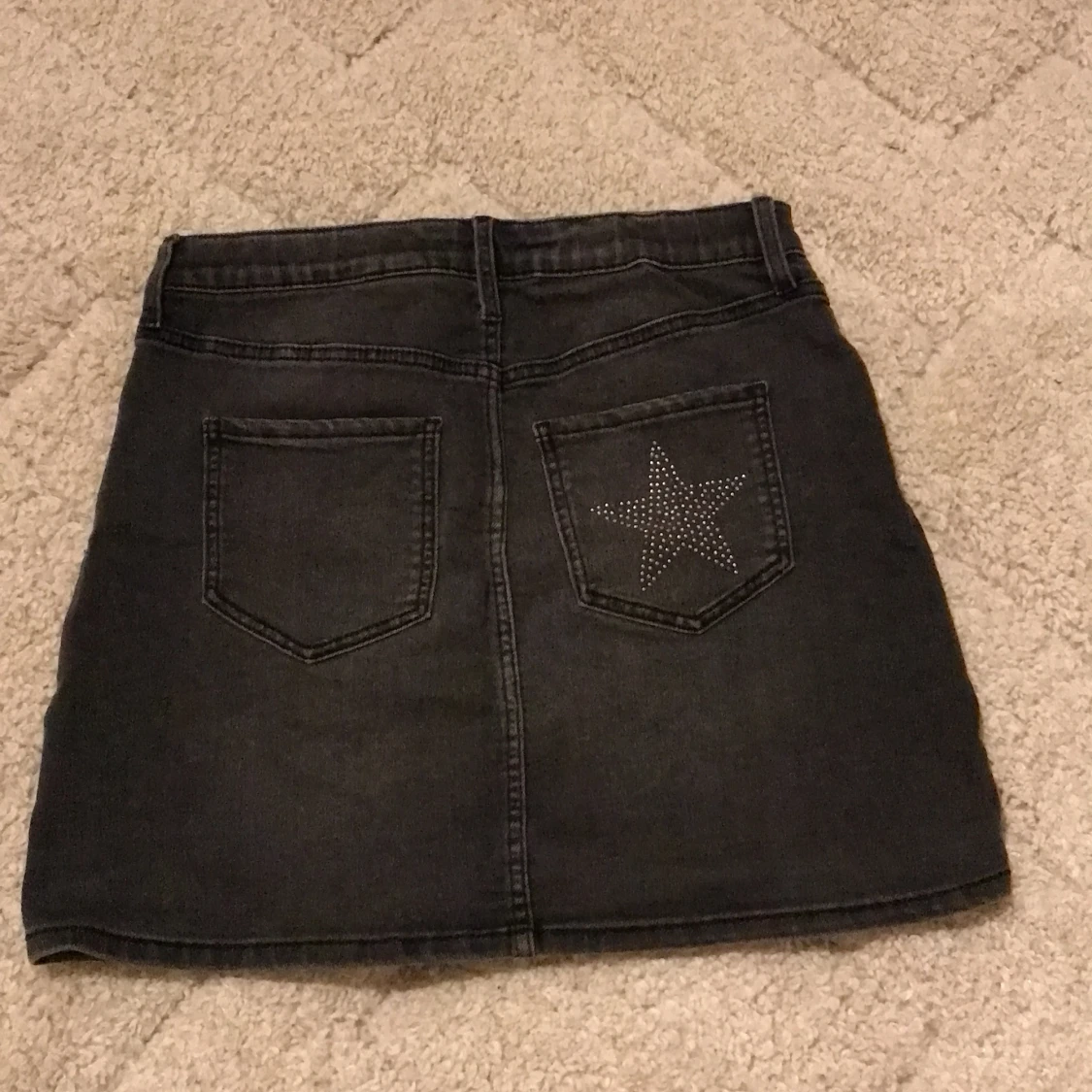 Jeans kjol med stjärnor - 90