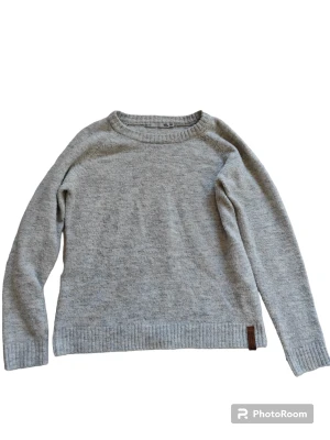 Stickad tröja  - Stickad tröja från lager 157, storlek 150cm 