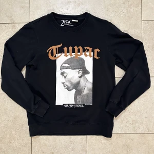 2Pac Sweatshirt/långtröja - Felfri Sweatshirt som inte längre passar Storlek: M