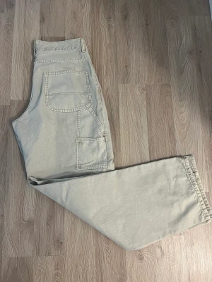 Cargo pants  - Corgo pants från Lager 157. Storlek 36. Använt 1 gång. 