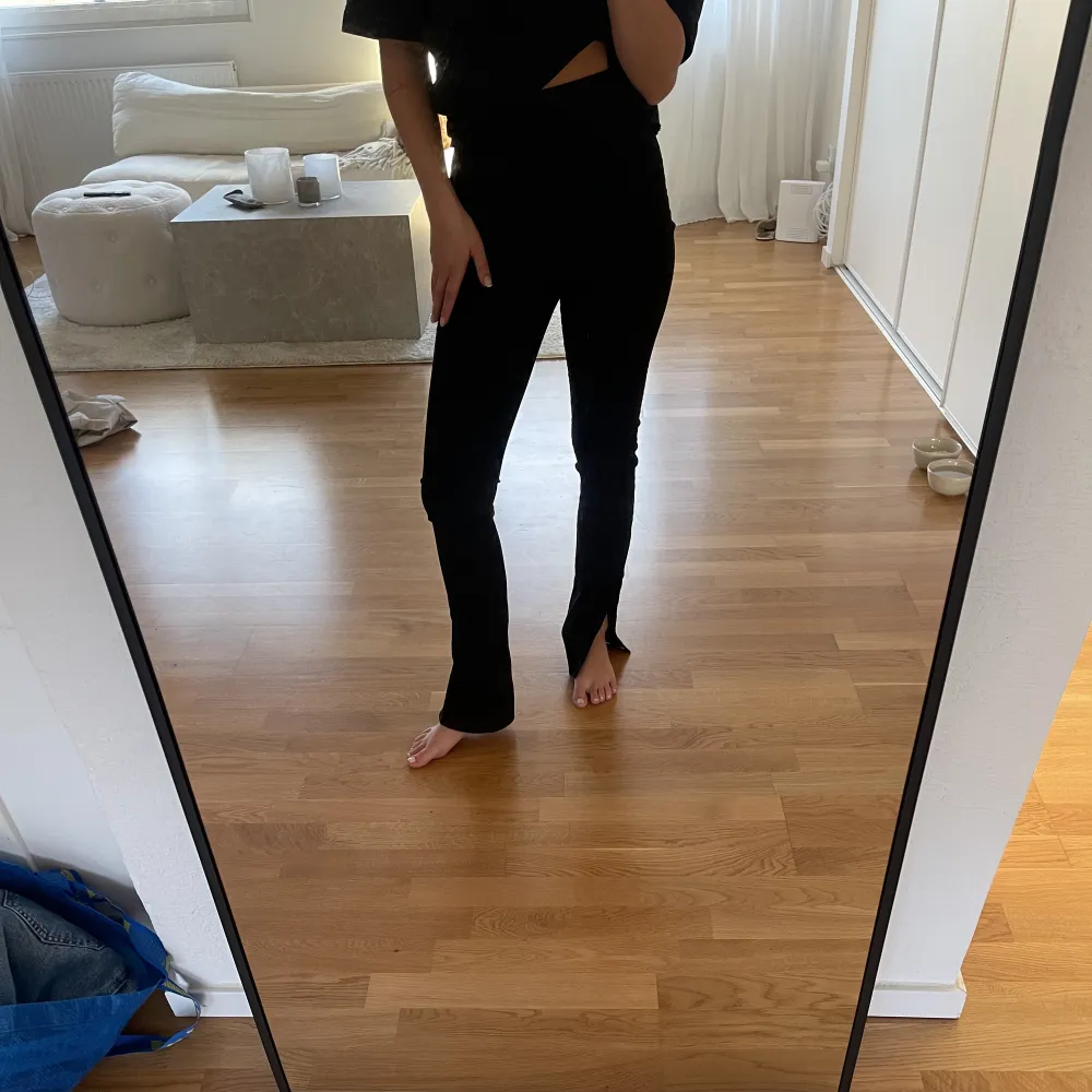 Snygga svarta byxor från nakd X Angelika Blick . Jeans & Byxor.