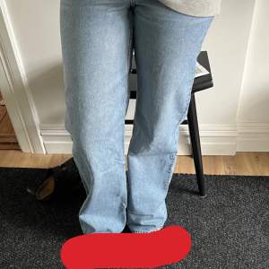 Säljer dessa monki jeans då de blivit för små! 💞🥰