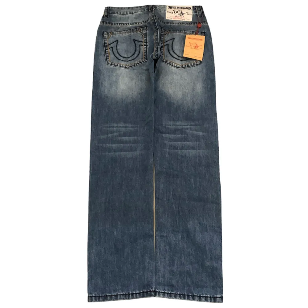 Nya straight True religion jeans i modellen Joey super T. Storlek 30x34.. Jeans & Byxor.