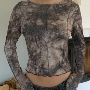 Topp - Glittrig topp. Nyskick