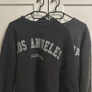 Tröjor  - Mjukt material, har används få gånger, bra skick,Ta två och betala för en👍🏼