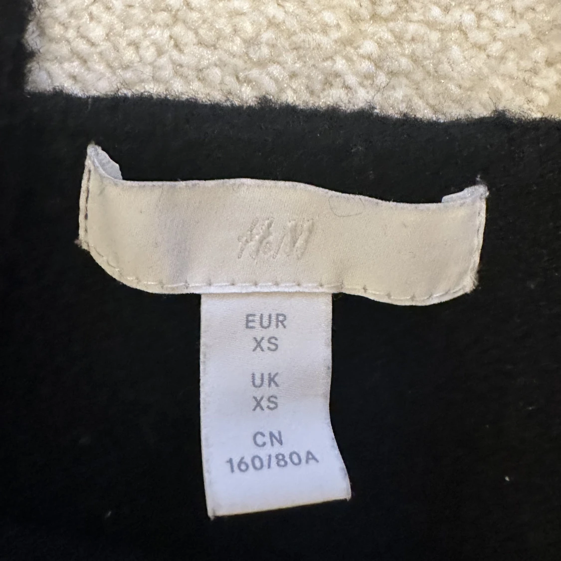 Stickad crop topp  - 90