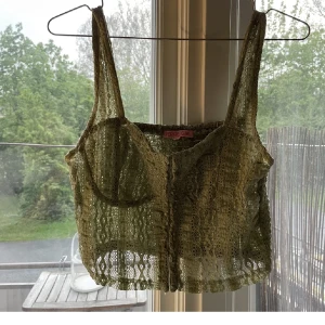 Topp - Spetstopp från Verge girl, storlek S