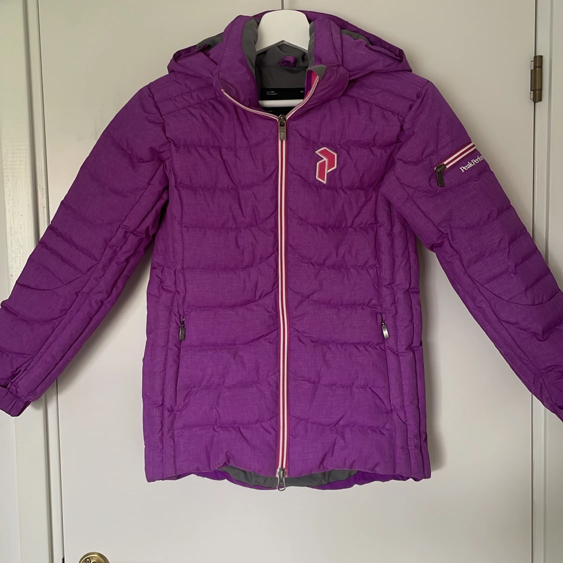 Snygg vinterjacka/skidjacka!