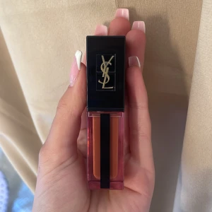 Ysl water stain - Helt ny och oanvänd ysl lipgloss i färgen 610🤍