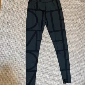 Toteme classic grey logo leggings. Great condition  Size L