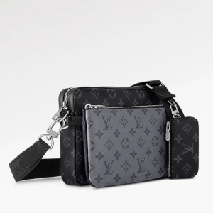 LV Trio Väska/Bag - En sån här modell, lite mindre Den lilla är borta.