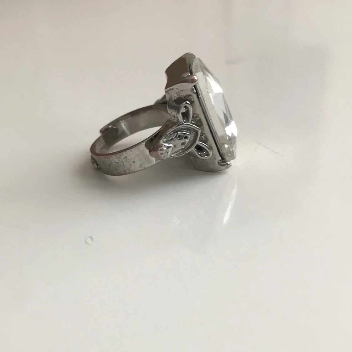 Ring men inte riktigt diamant - 91