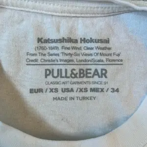 Snygg tshirt från pull and bear i bra kvalitet
