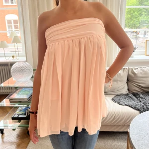 Topp🥰 - Säljer denna topp som man även kan använda som klänning🥰
