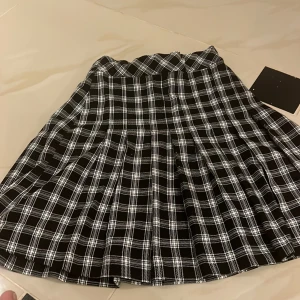 Kjol - Snygg tuff kjol i bra skick 