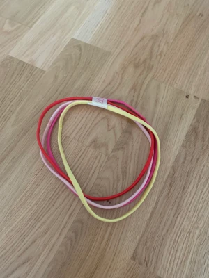 Hårband - Massa smala hårband