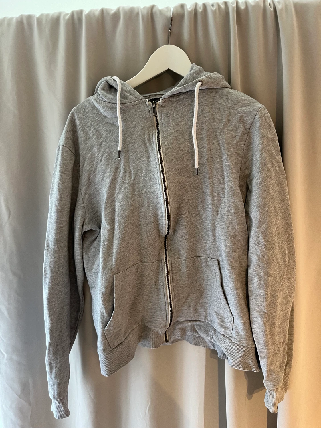 Zip hoodie  - 90