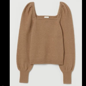 Stickad tröja - stickad tröja i gott skick, den gråa finns också! 