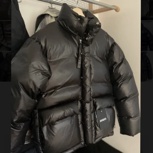 Axel arigato jacka - Storlek S  Cond:10/10 Ny! Tillverkas inte längre