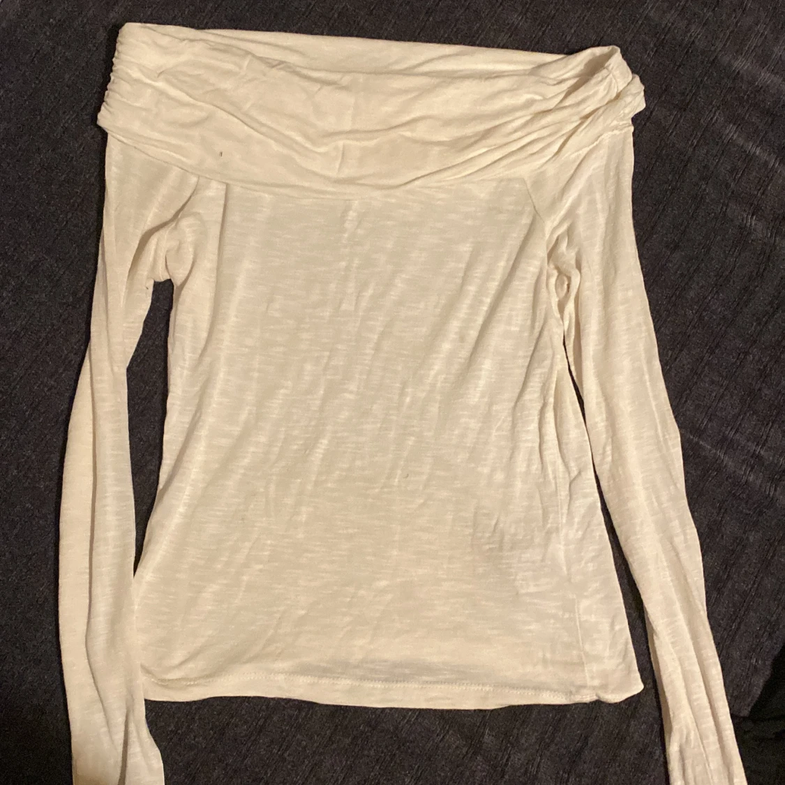 Soft off shoulder topp - 91