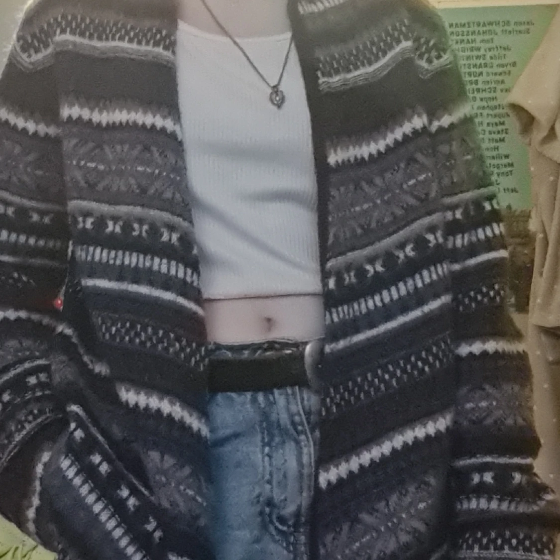 Stickad kofta (tryck inte köp nu!!) - 90