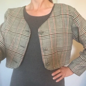 Kavaj vintage  - Snygg midjekort kavaj, 90-tal Bra skick 