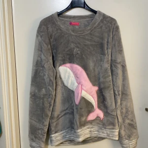 Pyjamas M  - Gosig varm pyjamas knappt använd 