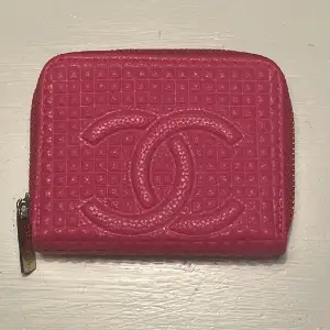 ⚠️fake⚠️ rosa plånbok