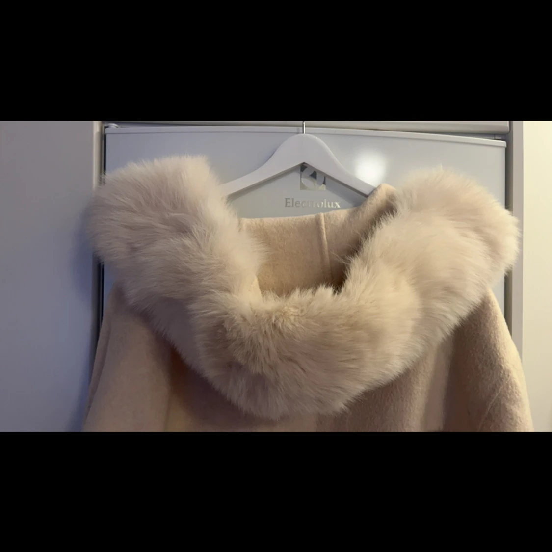  Cashmere kappa med äkta päls  - 91