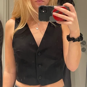 Kostymväst  - Jättefin kostymväst, ser ut som ny☺️