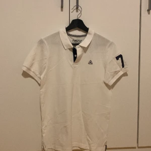 Vit tröja - Helt oanvänd och ny, perfekt skick