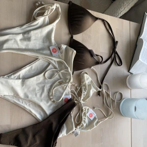 BIKINIS - Bikinis från Bikbok i olika modeller. Helt oanvända och alla lappar är kvar. S i överdelarna och M i underdelarna, skriv meddelande för frågor och priser! 💗