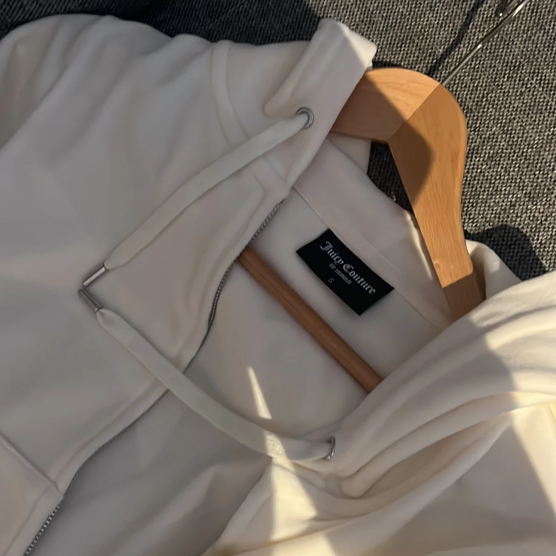 Vit juicy tröja . - 91