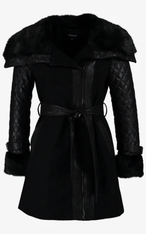 Kappa från märket Morgon De Toi 38 (S) - Ny och oanvänd kappa från märket Morgon De Toi strl 38 med alla tags kvar - Nypris 1600 kr - Inköpt från Zalando - Kan skickas, köpare står för frakt 