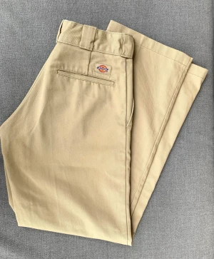 Dickies 874 - Dickies 874, original fit, Khaki. Superfint skick! Strl 28/32