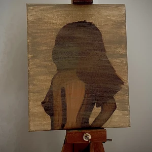 The mischievous lady - En egengjord tavla som ska symbolisera kvinnor som ser sig själva vara sin kropp. Jag kallar den för ”the mischievous lady” och den är 21,0 x 29,7 cm 