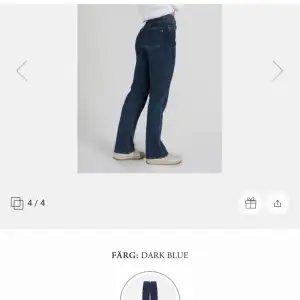 Superfina woodbird jeans i strl 28/33. Köpte på sidan för 99€. nyskick. Köparen står för frakten❤️